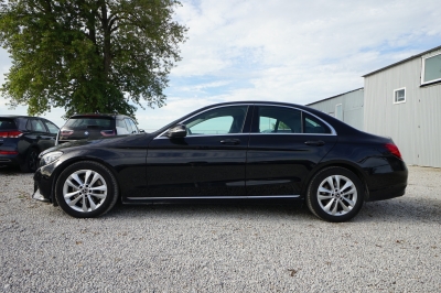 Mercedes-Benz C 300 Avantgarde 9G-Aut. |LED| |Park-Assistent|