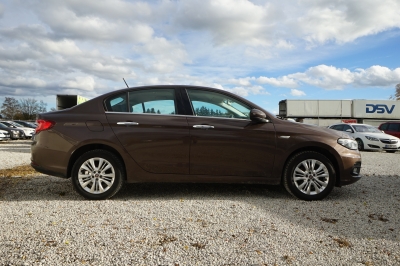 Fiat Tipo 1.4 Lounge |Camera| |Navi| |Tempomat| |PDC|