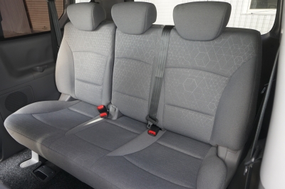 Hyundai H-1 2.5 CRDi Travel Trend Automatik |8-Sitzer|