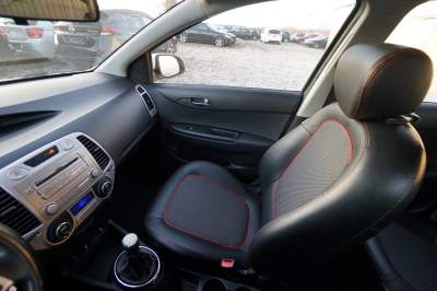 Hyundai i20 1.2 Classic |Klimaauto.| |Bluetooth| |PDC|