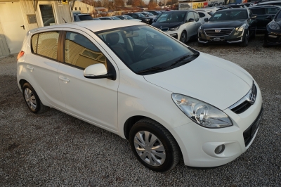 Hyundai i20 1.2 Classic |Klimaauto.| |Bluetooth| |PDC|