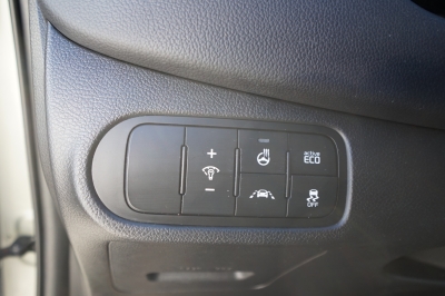 Kia Carens 1.7 CRDi Spirit Autom. |7-Sitzer| |AHK|