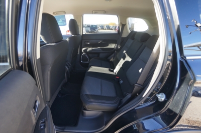 Mitsubishi Outlander 2.0 Diamant Edition+ 2WD CVT-Automatik