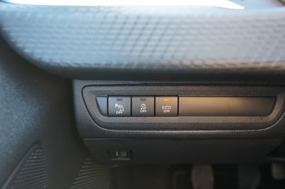 Peugeot 208 1.2 Allure |1.Hand| |Insp.NEU| |8-fach ber.|