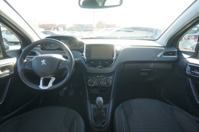 Peugeot 208 1.2 Allure |1.Hand| |Insp.NEU| |8-fach ber.|
