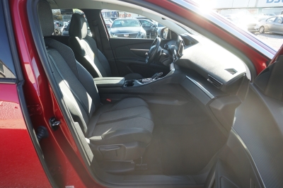 Peugeot 3008 Allure Automatik GT-Line |Insp.+ ZR frisch|