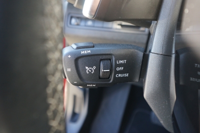 Peugeot 3008 Allure Automatik GT-Line |Insp.+ ZR frisch|