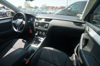 Skoda Octavia Combi 1.4 TSI |KD l&uuml;ckenlos| |Bi-Xenon|