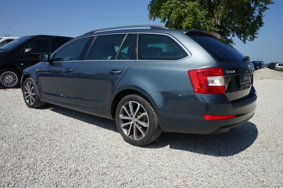 Skoda Octavia Combi 1.4 TSI |KD l&uuml;ckenlos| |Bi-Xenon|