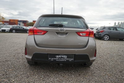 Toyota Auris 1.6 Life+ |8-fach bereift| |Kamera| |AHK|