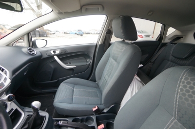 Ford Fiesta 1.6 TDCi Titanium |Klimaautomatik| |AHK|