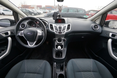 Ford Fiesta 1.6 TDCi Titanium |Klimaautomatik| |AHK|