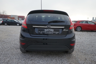 Ford Fiesta 1.6 TDCi Titanium |Klimaautomatik| |AHK|