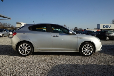 Alfa Romeo Giulietta 1.4 TB Turismo |8-fach Alu| |Leder|