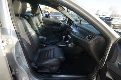 Alfa Romeo Giulietta 1.4 TB Turismo |8-fach Alu| |Leder|