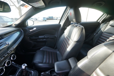 Alfa Romeo Giulietta 1.4 TB Turismo |8-fach Alu| |Leder|