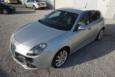 Alfa Romeo Giulietta 1.4 TB Turismo |8-fach Alu| |Leder|