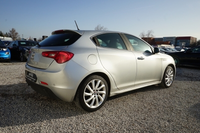Alfa Romeo Giulietta 1.4 TB Turismo |8-fach Alu| |Leder|