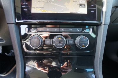 VW Golf VII 1.5 TSI ACT Highline BMT |7G-Automatik|