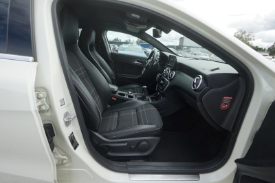 Mercedes-Benz A 180 BlueEfficien. |Bi-Xenon| |Bluetooth| |EU6|