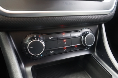 Mercedes-Benz A 180 BlueEfficien. |Bi-Xenon| |Bluetooth| |EU6|