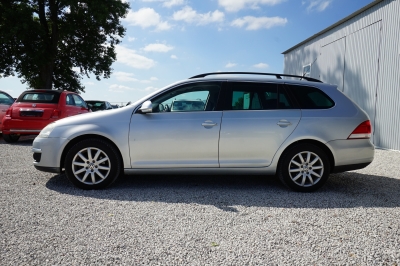 VW Golf V 1.6 Variant Comfortline |HU: 10/27| |PDC|