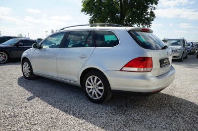 VW Golf V 1.6 Variant Comfortline |HU: 10/27| |PDC|