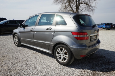 Mercedes-Benz B 160 BlueEfficiency |PDC vo + hi| |Bluetooth|