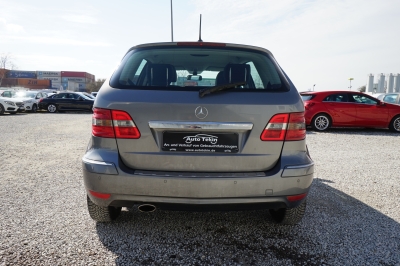 Mercedes-Benz B 160 BlueEfficiency |PDC vo + hi| |Bluetooth|