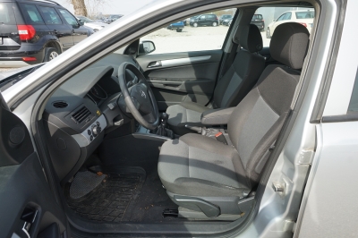 Opel Astra H 1.4 Lim. Enjoy |HU: 04/27| |8-fach b.|