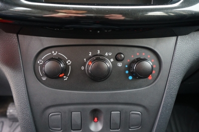 Dacia Sandero II Access |1.Hand| |KD gepflegt| |LED|