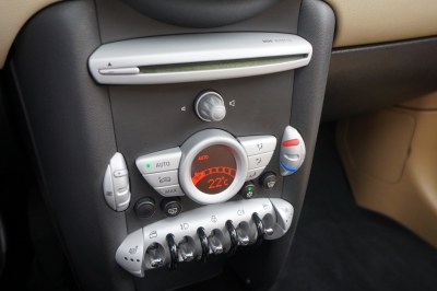 MINI Cooper 1.6 |HU: NEU| |Tempomat| |Leder| |Pano|