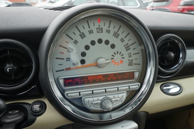 MINI Cooper 1.6 |HU: NEU| |Tempomat| |Leder| |Pano|