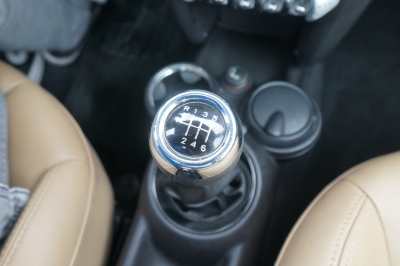 MINI Cooper 1.6 |HU: NEU| |Tempomat| |Leder| |Pano|