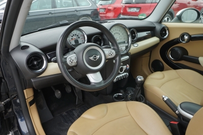 MINI Cooper 1.6 |HU: NEU| |Tempomat| |Leder| |Pano|