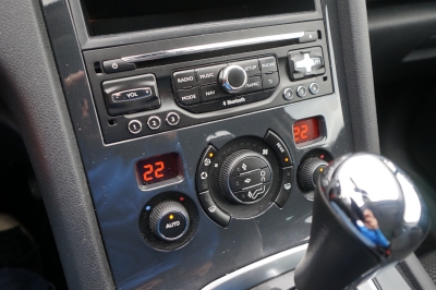 Peugeot 5008 1.6 BlueHDi Active Automatik |KD l&uuml;ckenlos|