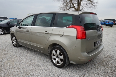 Peugeot 5008 1.6 BlueHDi Active Automatik |KD l&uuml;ckenlos|