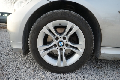 BMW 318i Lim. Automatik |PDC| |Tempomat| |Insp.NEU|