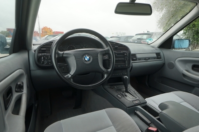 BMW 328i Automatik |1.Hand| |Klimaauto.| |Sitzheiz.|