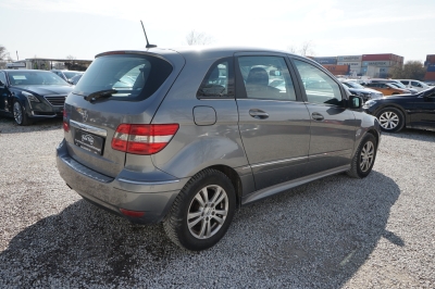 Mercedes-Benz B 160 BlueEfficiency |PDC vo + hi| |Bluetooth|
