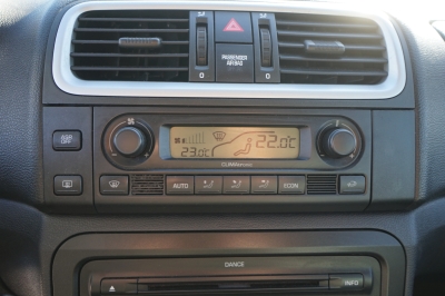 Skoda Fabia Combi 1.2 Style Edition |Tempomat| |PDC|