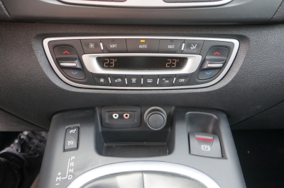 Renault Scenic 2.0 Dynamique Automatik |KD l&uuml;ckenlos|