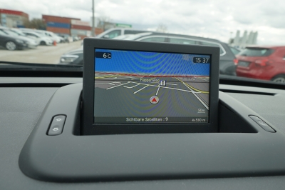 Peugeot 5008 1.6 BlueHDi Active Automatik |KD l&uuml;ckenlos|