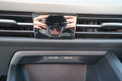 VW Golf VIII 1.0 eTSI Move DSG |CarPlay| |ACC| |LED