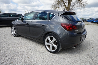 Opel Astra 1.6 Turbo Autom. |Zahnriemen+Insp. frisch|