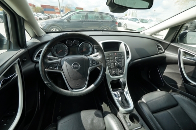 Opel Astra 1.6 Turbo Autom. |Zahnriemen+Insp. frisch|