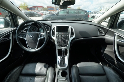 Opel Astra 1.6 Turbo Autom. |Zahnriemen+Insp. frisch|