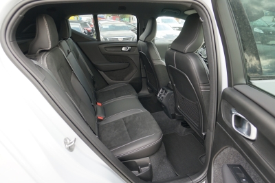 Volvo XC40 T3 Geartronic R-Design |1.Hand| |Kamera|