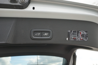 Volvo XC40 T3 Geartronic R-Design |1.Hand| |Kamera|