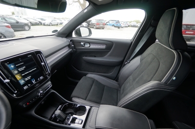 Volvo XC40 T3 Geartronic R-Design |1.Hand| |Kamera|